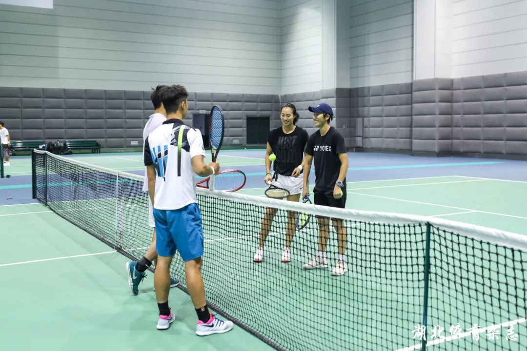 传和侧向传 传和侧向传