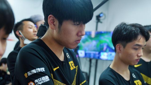 球队急需得 球队急需得